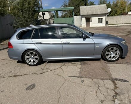 Серый БМВ 3 Серия, объемом двигателя 2 л и пробегом 154 тыс. км за 4400 $, фото 3 на Automoto.ua