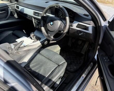 Серый БМВ 3 Серия, объемом двигателя 2 л и пробегом 154 тыс. км за 4400 $, фото 9 на Automoto.ua
