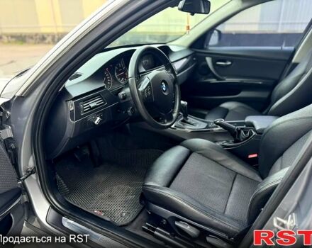 Серый БМВ 3 Серия, объемом двигателя 2 л и пробегом 220 тыс. км за 9800 $, фото 6 на Automoto.ua