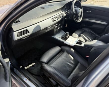 Серый БМВ 3 Серия, объемом двигателя 2 л и пробегом 154 тыс. км за 4400 $, фото 11 на Automoto.ua