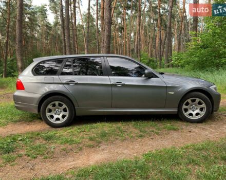 Серый БМВ 3 Серия, объемом двигателя 2 л и пробегом 315 тыс. км за 8000 $, фото 3 на Automoto.ua