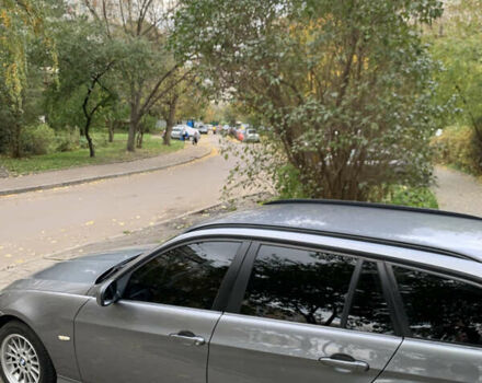 Сірий БМВ 3 Серія, об'ємом двигуна 2 л та пробігом 300 тис. км за 8650 $, фото 6 на Automoto.ua