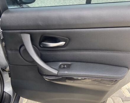 Серый БМВ 3 Серия, объемом двигателя 2 л и пробегом 343 тыс. км за 9900 $, фото 13 на Automoto.ua