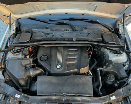 Серый БМВ 3 Серия, объемом двигателя 2 л и пробегом 305 тыс. км за 10700 $, фото 10 на Automoto.ua
