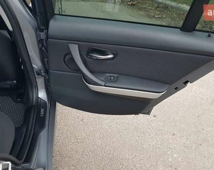 Серый БМВ 3 Серия, объемом двигателя 2 л и пробегом 290 тыс. км за 8400 $, фото 27 на Automoto.ua