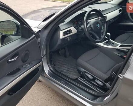 Серый БМВ 3 Серия, объемом двигателя 2 л и пробегом 290 тыс. км за 8400 $, фото 7 на Automoto.ua