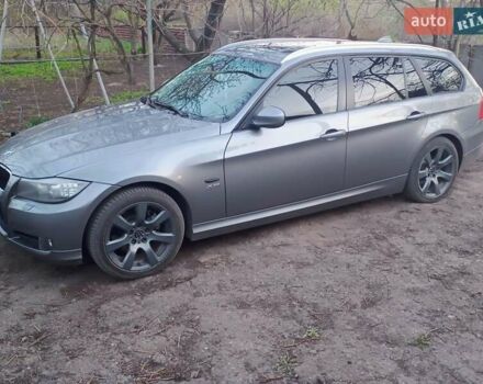 Сірий БМВ 3 Серія, об'ємом двигуна 2 л та пробігом 305 тис. км за 10500 $, фото 3 на Automoto.ua