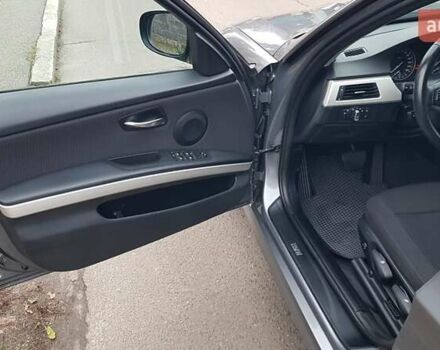 Серый БМВ 3 Серия, объемом двигателя 2 л и пробегом 290 тыс. км за 8400 $, фото 18 на Automoto.ua