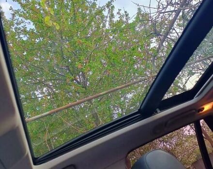 Сірий БМВ 3 Серія, об'ємом двигуна 2 л та пробігом 305 тис. км за 10500 $, фото 29 на Automoto.ua