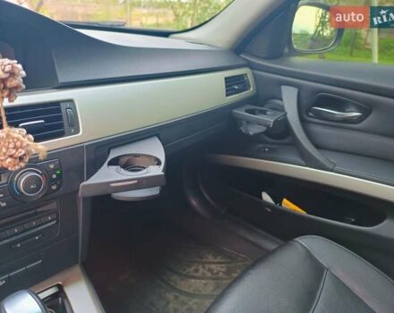Сірий БМВ 3 Серія, об'ємом двигуна 2 л та пробігом 305 тис. км за 10500 $, фото 28 на Automoto.ua
