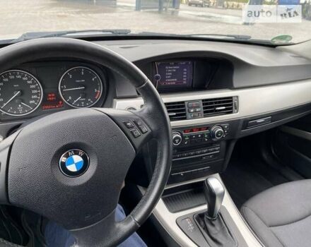 Серый БМВ 3 Серия, объемом двигателя 2 л и пробегом 278 тыс. км за 9299 $, фото 9 на Automoto.ua