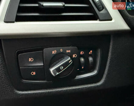 Сірий БМВ 3 Серія, об'ємом двигуна 2 л та пробігом 182 тис. км за 12999 $, фото 46 на Automoto.ua