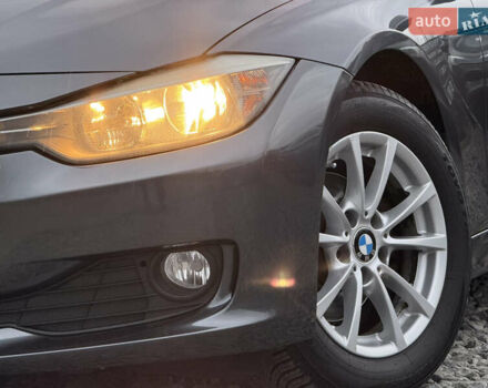 Сірий БМВ 3 Серія, об'ємом двигуна 2 л та пробігом 182 тис. км за 12999 $, фото 10 на Automoto.ua