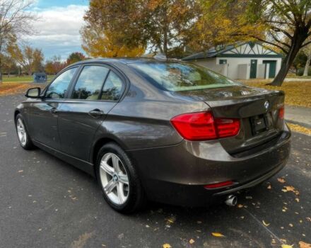 Серый БМВ 3 Серия, объемом двигателя 2 л и пробегом 86 тыс. км за 10200 $, фото 5 на Automoto.ua