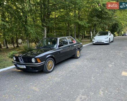 Серый БМВ 3 Серия, объемом двигателя 1.8 л и пробегом 150 тыс. км за 12500 $, фото 1 на Automoto.ua