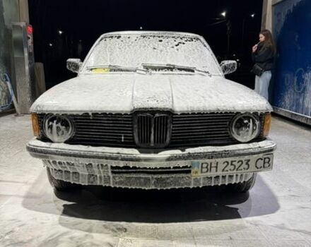 Серый БМВ 3 Серия, объемом двигателя 1.8 л и пробегом 300 тыс. км за 2000 $, фото 1 на Automoto.ua