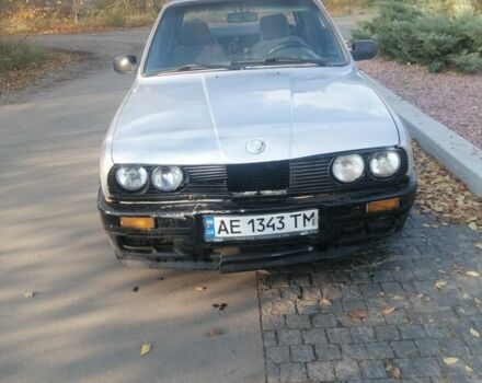 Сірий БМВ 3 Серія, об'ємом двигуна 1.6 л та пробігом 100 тис. км за 850 $, фото 1 на Automoto.ua