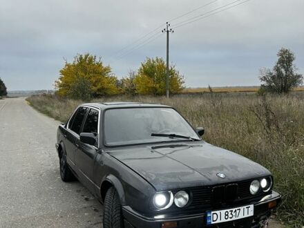 БМВ 3 Серия 1985 в Фастове на Automoto.ua Серый БМВ 3 Серия, объемом двигателя 1.8 л и пробегом 300 тыс. км за 951 $, фото 1 на Automoto.ua