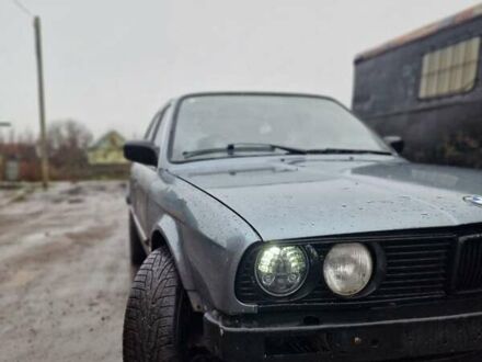 Серый БМВ 3 Серия, объемом двигателя 1.8 л и пробегом 100 тыс. км за 1500 $, фото 1 на Automoto.ua