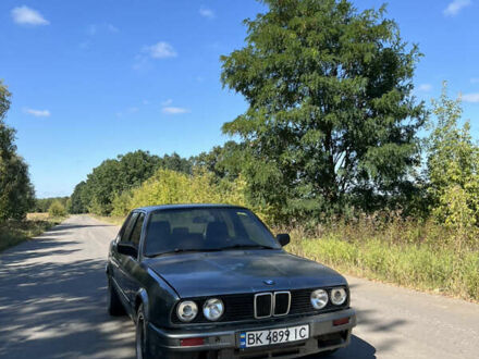 БМВ 3 Серия 1986 в Сумах на Automoto.ua Серый БМВ 3 Серия, объемом двигателя 1.8 л и пробегом 350 тыс. км за 1850 $, фото 1 на Automoto.ua