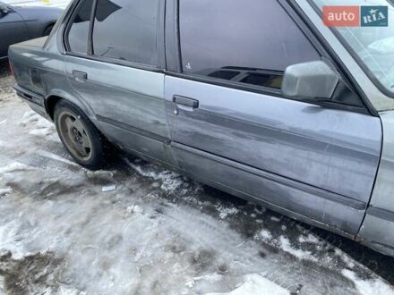 Серый БМВ 3 Серия, объемом двигателя 1.6 л и пробегом 200 тыс. км за 1000 $, фото 1 на Automoto.ua