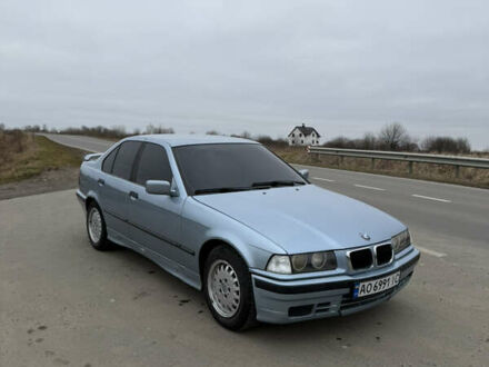 Серый БМВ 3 Серия, объемом двигателя 2.5 л и пробегом 296 тыс. км за 2999 $, фото 1 на Automoto.ua