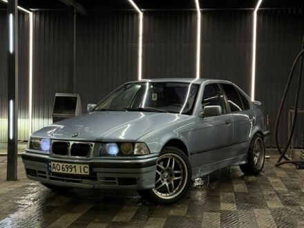 Сірий БМВ 3 Серія, об'ємом двигуна 2.5 л та пробігом 196 тис. км за 3000 $, фото 1 на Automoto.ua