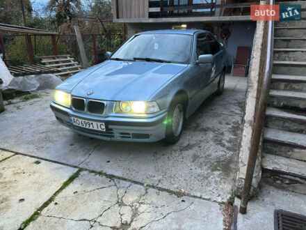 Серый БМВ 3 Серия, объемом двигателя 2 л и пробегом 295 тыс. км за 2300 $, фото 1 на Automoto.ua