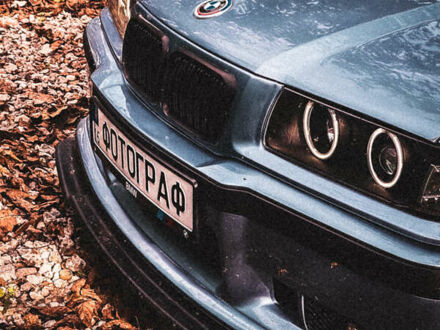 Сірий БМВ 3 Серія, об'ємом двигуна 2.5 л та пробігом 296 тис. км за 7500 $, фото 1 на Automoto.ua