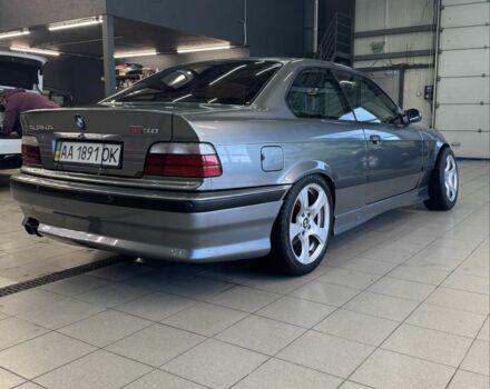 Серый БМВ 3 Серия, объемом двигателя 3 л и пробегом 10 тыс. км за 18000 $, фото 1 на Automoto.ua