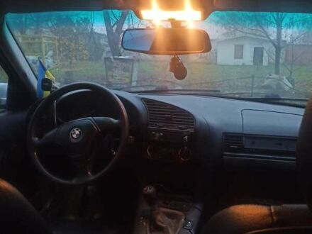 Сірий БМВ 3 Серія, об'ємом двигуна 1.8 л та пробігом 460 тис. км за 2450 $, фото 1 на Automoto.ua