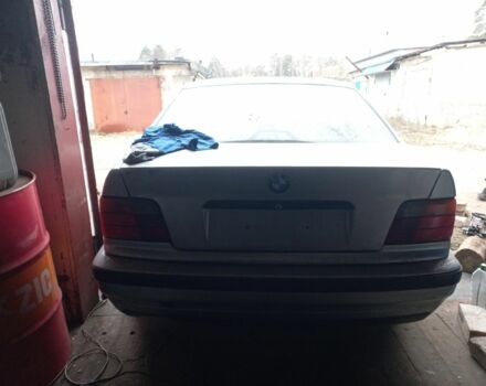 Серый БМВ 3 Серия, объемом двигателя 0 л и пробегом 777 тыс. км за 850 $, фото 1 на Automoto.ua