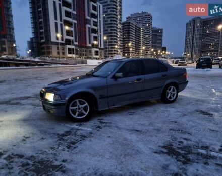 Сірий БМВ 3 Серія, об'ємом двигуна 1.8 л та пробігом 420 тис. км за 3700 $, фото 1 на Automoto.ua