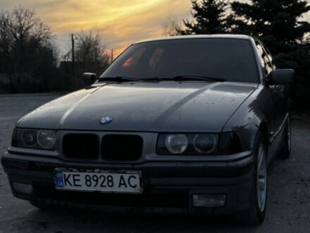 Сірий БМВ 3 Серія, об'ємом двигуна 2 л та пробігом 380 тис. км за 2800 $, фото 1 на Automoto.ua