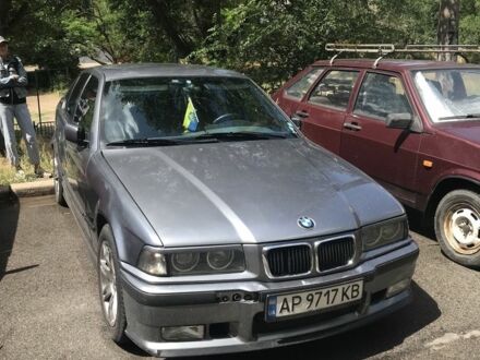 БМВ 3 Серія 1996 у Запоріжжя на Automoto.ua Сірий БМВ 3 Серія, об'ємом двигуна 2.5 л та пробігом 300 тис. км за 3700 $, фото 1 на Automoto.ua