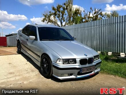 Серый БМВ 3 Серия, объемом двигателя 2.5 л и пробегом 330 тыс. км за 6200 $, фото 1 на Automoto.ua