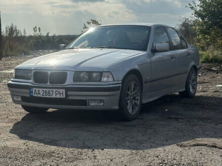 Сірий БМВ 3 Серія, об'ємом двигуна 1.99 л та пробігом 400 тис. км за 3700 $, фото 1 на Automoto.ua