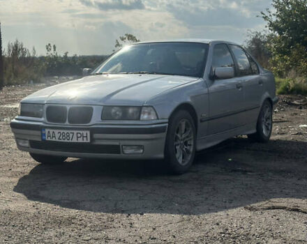 Серый БМВ 3 Серия, объемом двигателя 1.99 л и пробегом 400 тыс. км за 3700 $, фото 1 на Automoto.ua