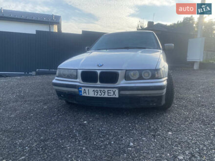 Сірий БМВ 3 Серія, об'ємом двигуна 1.6 л та пробігом 390 тис. км за 2100 $, фото 1 на Automoto.ua