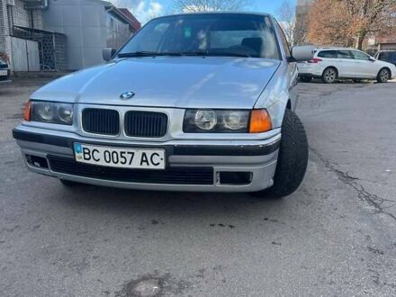 Серый БМВ 3 Серия, объемом двигателя 1.6 л и пробегом 316 тыс. км за 2600 $, фото 1 на Automoto.ua