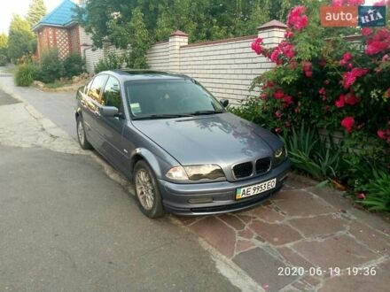 Сірий БМВ 3 Серія, об'ємом двигуна 2 л та пробігом 400 тис. км за 6000 $, фото 1 на Automoto.ua