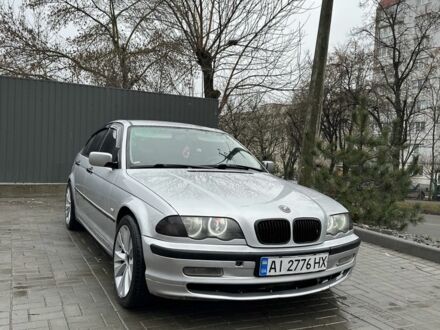 Серый БМВ 3 Серия, объемом двигателя 2 л и пробегом 383 тыс. км за 3400 $, фото 1 на Automoto.ua