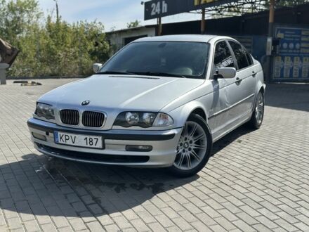 Сірий БМВ 3 Серія, об'ємом двигуна 2 л та пробігом 260 тис. км за 1800 $, фото 1 на Automoto.ua