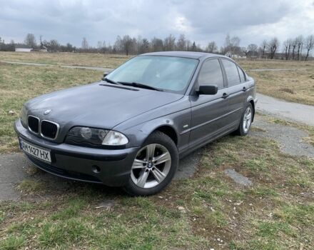 Серый БМВ 3 Серия, объемом двигателя 2 л и пробегом 400 тыс. км за 3500 $, фото 1 на Automoto.ua