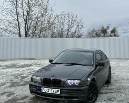 Серый БМВ 3 Серия, объемом двигателя 2 л и пробегом 400 тыс. км за 2950 $, фото 1 на Automoto.ua