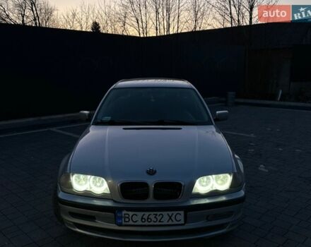 Серый БМВ 3 Серия, объемом двигателя 2 л и пробегом 358 тыс. км за 3500 $, фото 1 на Automoto.ua