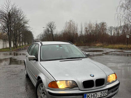 Серый БМВ 3 Серия, объемом двигателя 2 л и пробегом 300 тыс. км за 1900 $, фото 1 на Automoto.ua