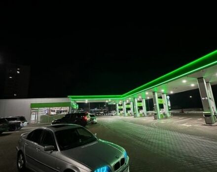 Серый БМВ 3 Серия, объемом двигателя 2 л и пробегом 260 тыс. км за 6200 $, фото 1 на Automoto.ua