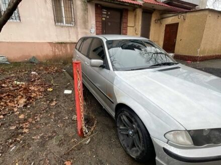 Серый БМВ 3 Серия, объемом двигателя 2 л и пробегом 300 тыс. км за 3700 $, фото 1 на Automoto.ua