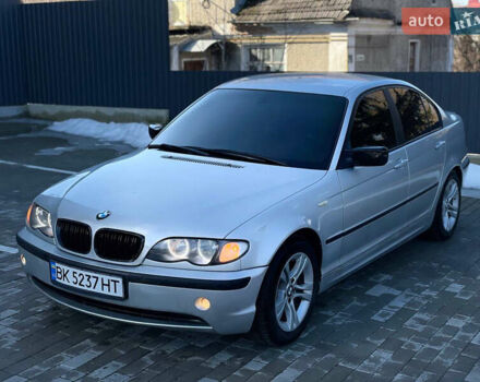 Серый БМВ 3 Серия, объемом двигателя 2 л и пробегом 442 тыс. км за 4999 $, фото 1 на Automoto.ua